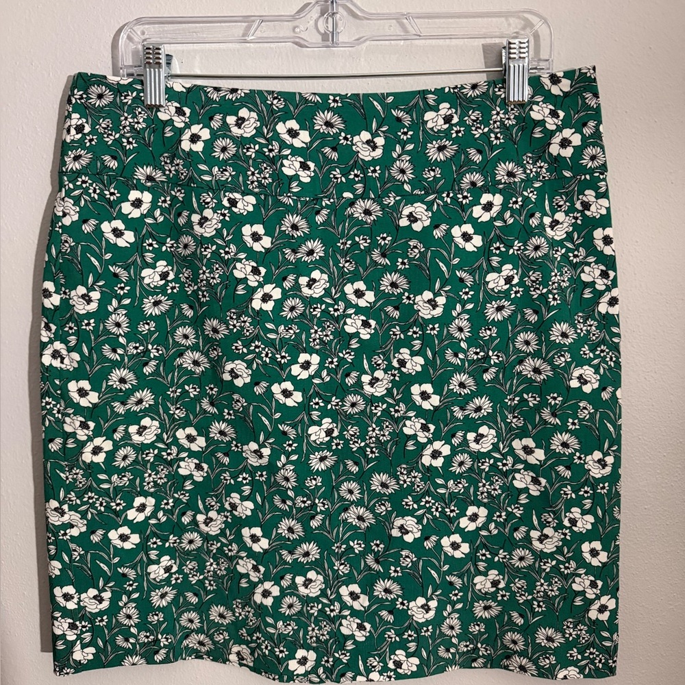 Margaret M Floral Green Pencil Skirt